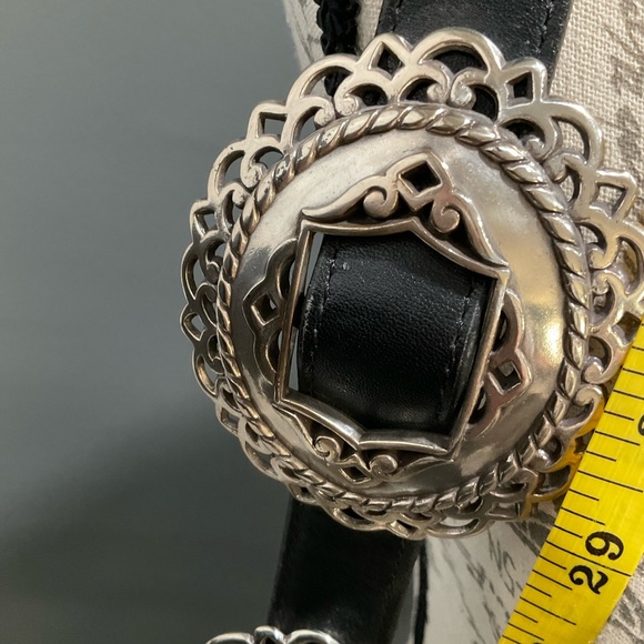 BRIGHTON CONCHO LEATHER BELT - Picture 10 of 13
